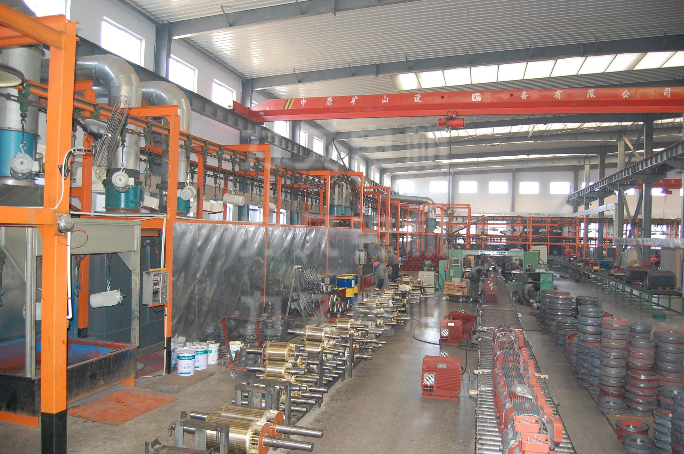 力久電機(jī)裝配線一角 力久電機(jī)裝配線一角