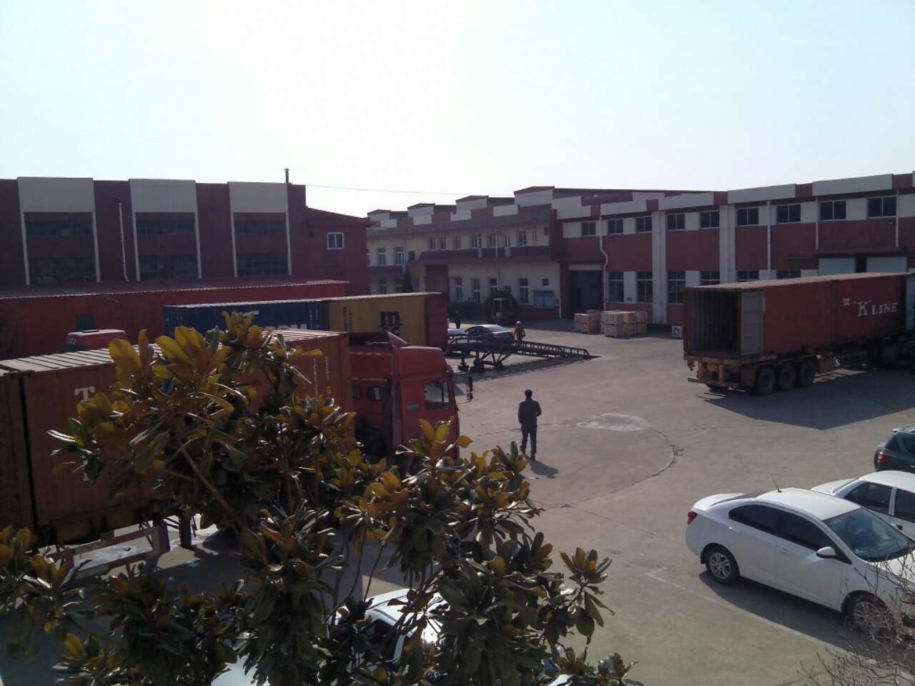 力久電機出口裝箱 力久電機出口裝箱