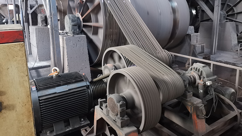 力久永磁電機在某廠球磨機上改造應用